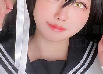 由Arty亚缇带你领略美足作品，观看细节之中满溢的妩媚与诱惑.txt