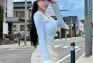 Feilin嗲囡囡 – 当K8傲娇萌萌遇上校园，美图和资源齐飞，让你每天都有新惊喜！.txt