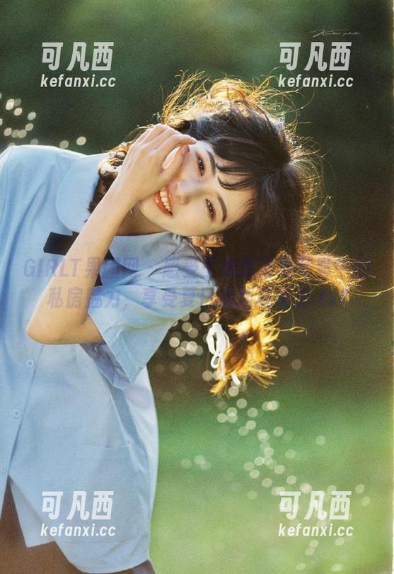 GIRLT果团网 - 感受王婉悠泳池写真中的私房魅力，享受夏日清新与活力.txt