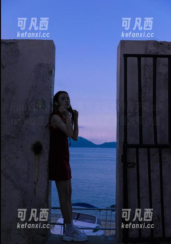 HuaYang花漾 - 高跟美腿女神周于希sandy的旅拍之旅：精彩原图与照片带你感受时尚.txt