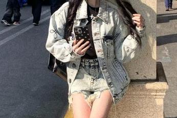 HuaYang花漾 – 妲己_Toxic比基尼写真原图，带你领略绝美夏日风情.txt