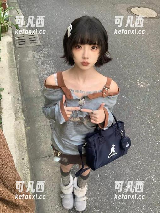 HuaYang花漾 - 心妍公主独特风格，高清图集带你领略美脚之美.txt