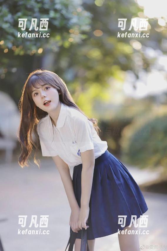 HuaYang花漾-陈秋雨 HuaYang花漾 - 闪耀的青春:揭开陈秋雨女友作品集的精选美丽与故事!.txt
