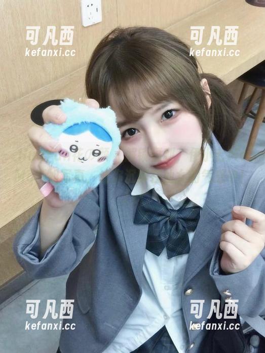 HuaYan花の颜 - 解锁福利，伊小七MoMo御姐写真，让你沉醉在仙女的气息中！.txt