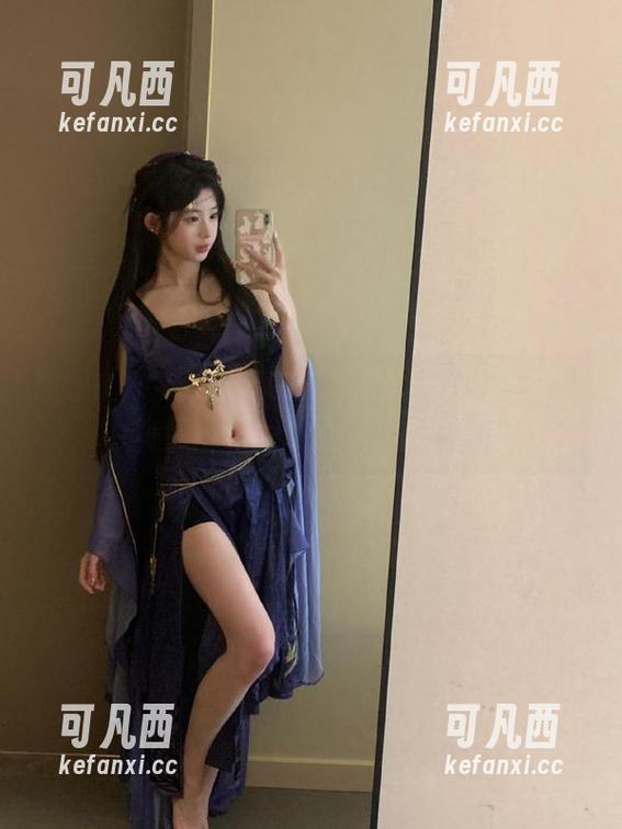 微密圈 - July芝岚的海边探秘之旅：高清美图带你领略绝美风景.txt