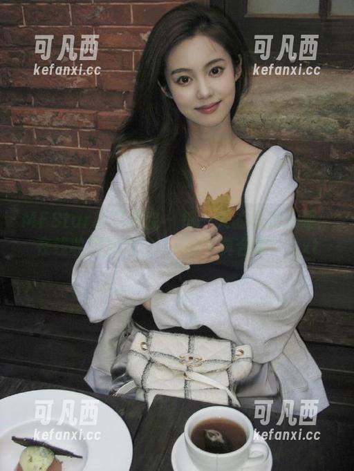 MFStar模范学院 - 每一天的居家乐趣：在线收藏加朵babe的写真合集！.txt