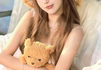 MFStar模范学院 – 探索林小艺双人主题：每一张照片都讲述动人故事.txt