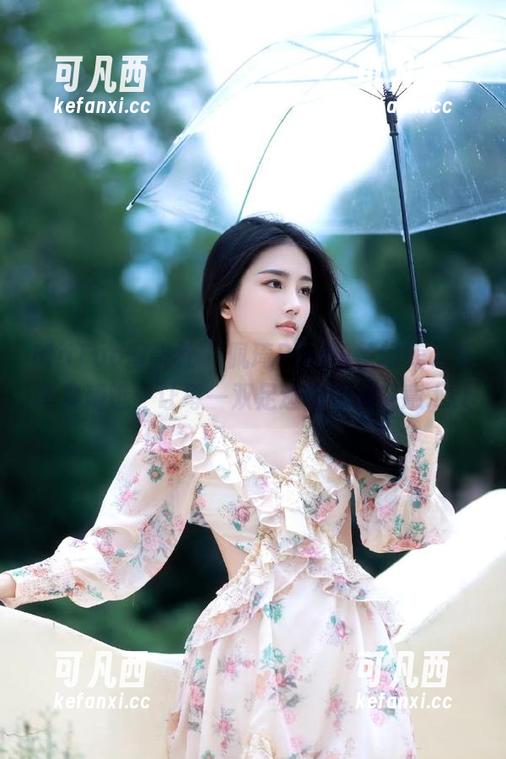 MiiTao蜜桃社 - 佩琦Pinky梦幻美足写真集精选：让每一双足迹都充满诗意.txt