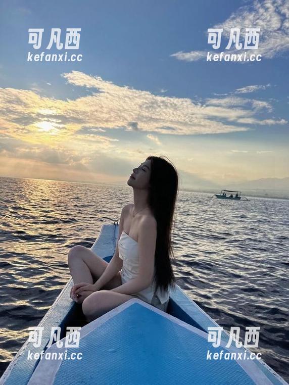 MiiTao蜜桃社 - 在线浏览缇娜美Tinami黑丝图集，感受时尚与诱惑的完美交融！.txt