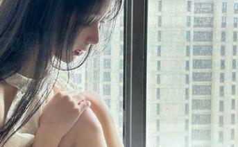 MiiTao蜜桃社 – 不容错过的陌子Mandy秘书套图分享，赶快来一起欣赏吧！.txt