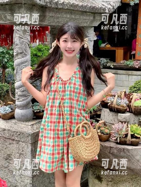 MiiTao蜜桃社 - 无圣光风格下的露西Lucy女仆，原图展示她的迷人气质和独特魅力！.txt