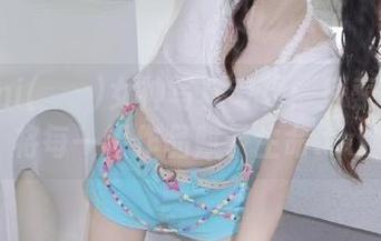 Mimmi(밈미)女神写真专辑：探索她如何将每一幅作品赋予生命.txt