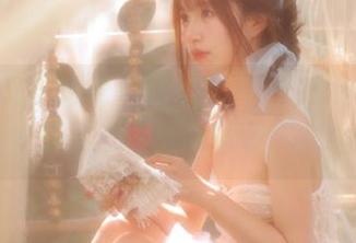 梦幻海滩：观看MissWarmJ穿着雷姆泳装服装的绝美写真，感受夏日气息！.txt