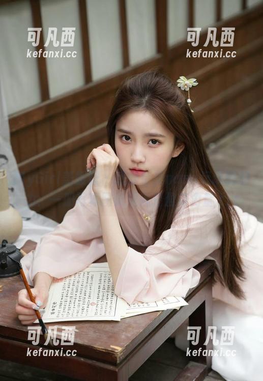 MyGirl美媛馆 - 感受奈美nana运动的魅力：一册写真图册展现轻盈与力量.txt