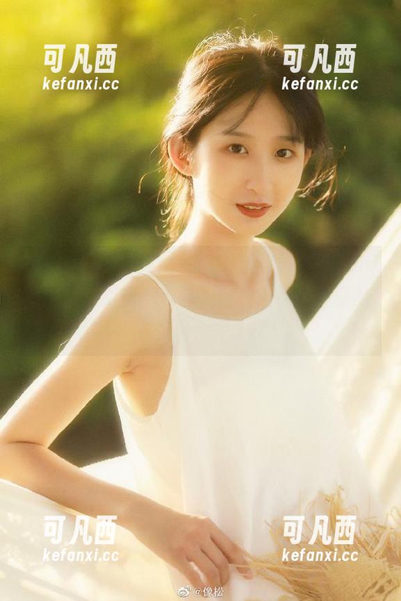 MyGirl美媛馆 - 美图盛宴续篇：小夕juju双人写真最新作品，展现友情与美丽的完美融合！.txt