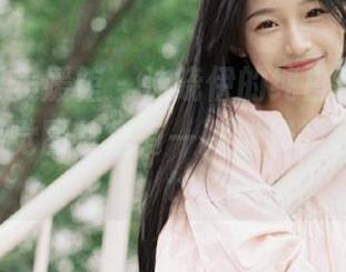 MyGirl美媛馆 – 沫晓伊的纯白作品，怎么让人感觉图片里有一股淡淡的悲伤？.txt