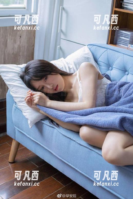 MyGirl美媛馆 - 最新熊吖BOBO白丝图集，完美呈现经典与时尚的融合！.txt