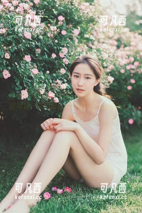 QingDouKe青豆客 - 可儿Kayen兔女郎写真：梦想般的作品图片呈现她的迷人风采.txt