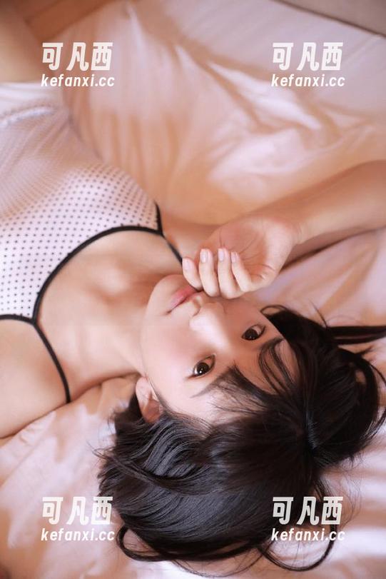 SLADY猎女神 - 曼苏拉娜少女私拍图包：不容错过的清纯与性感结合！.txt