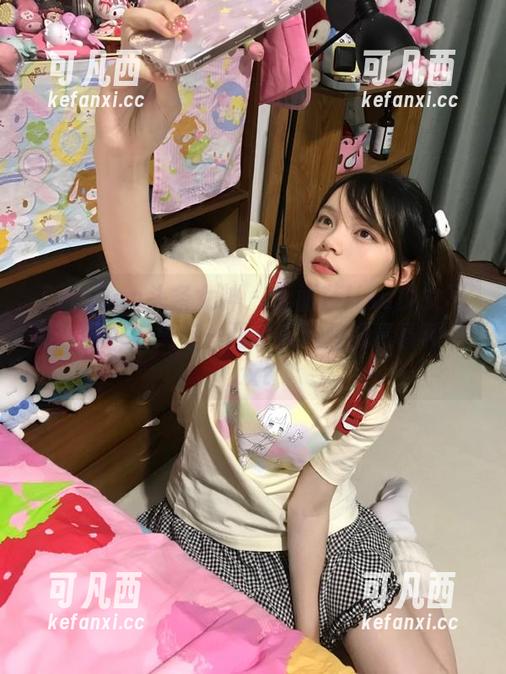 TouTiao头条女神 - 爱丽莎lisa少女写真：图包汇集每一张动人心弦的青春瞬间.txt