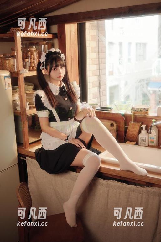 UGirls尤果网 - 南湘baby高跟鞋美图分享，品味优雅与风格的完美套图.txt