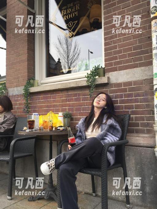 UGirls尤果网 - 苏糯米长腿私房写真合集欣赏：美丽与性感的完美交融.txt