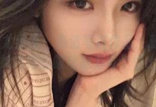 UGirls尤果网 – 高清写真作品：萌琪琪展现她独特的眼镜魅力与个性.txt