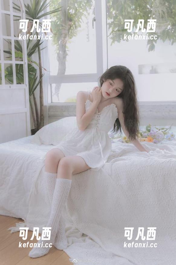 UGirls尤果网 - 图片特辑：陈梓涵水手服风格，展现不一样的时尚魅力.txt