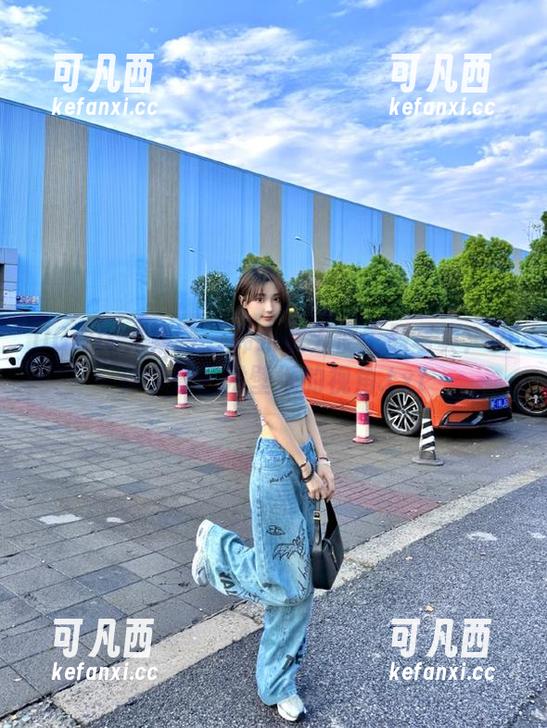 UGirls尤果网 - 韩乐优天使主题写真：为你带来艺术壁纸的视角.txt