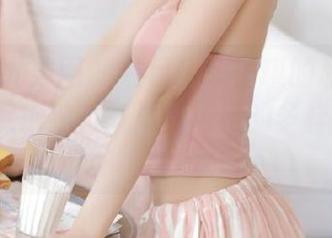 UGirls尤果网 – 注目！黛蓓琪的私拍制服套图，绽放独特气质与风格的多样魅力.txt