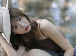 XIAOYU语画界 – 潘朵拉Laa纯白写真：精选图片重复诠释纯净与优雅.txt