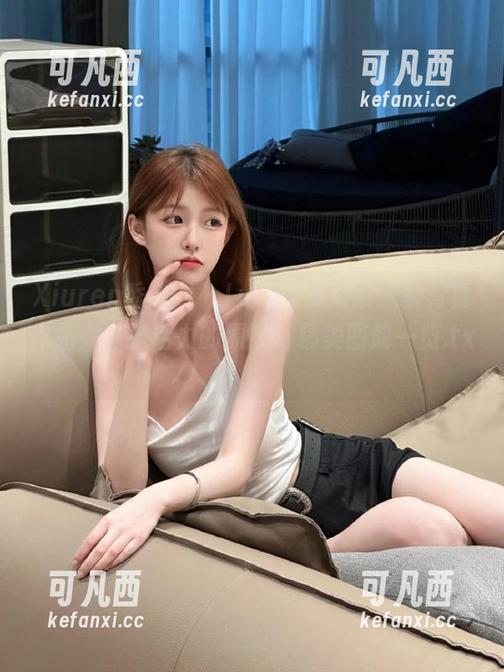 Xiuren秀人网 - Lucky沈欢欣泳衣写真作品：清新活力的原图与精美图册一览.txt