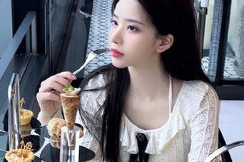Xiuren秀人网 – 周于希sandy学妹的写真图集，探寻她的艺术创作作品.txt