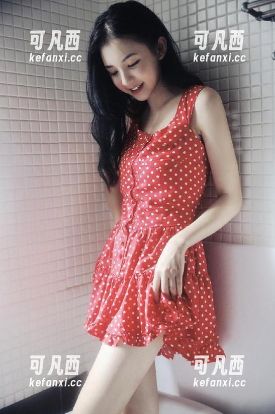 Xiuren秀人网 - 夏笑笑Summer体操服最新写真合集：从容自信，时尚运动的完美演绎与展示！.txt