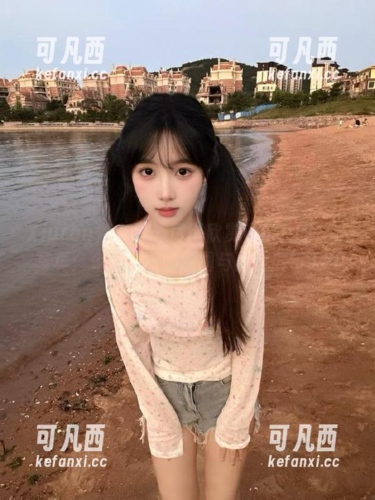 Xiuren秀人网 - 尽情欣赏小爪几的女孩写真：令人惊叹的原图与图片展示.txt