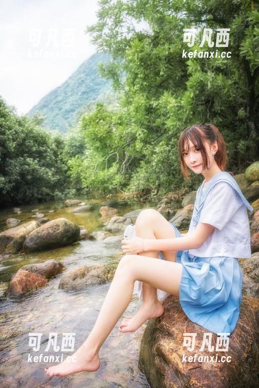 Xiuren秀人网 - 惊艳登场！小狐狸Kathryn最新夏日图集，快来感受她的无限魅力吧！.txt