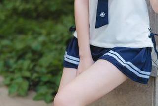 Xiuren秀人网 – 穿越制服幻想，岑雨桥的美图作品给你无限视觉享受.txt