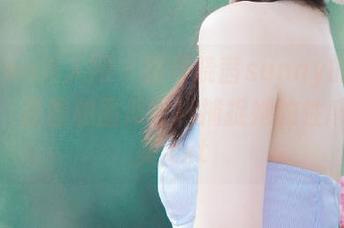 Xiuren秀人网 – 探寻晓茜sunny的粉色梦境：原图和图册轻松捕捉她的性感与甜美.txt
