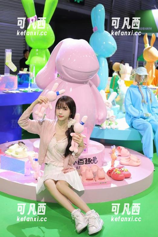 Xiuren秀人网 - 智恩baby高跟鞋图集精选：探索她的时尚灵感与搭配技巧.txt