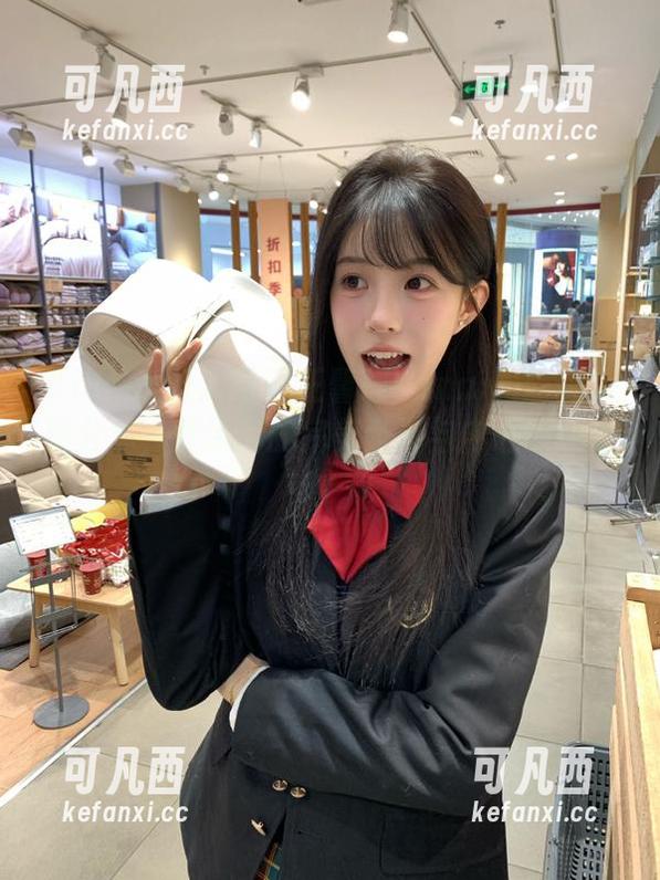 Xiuren秀人网 - 王馨瑶Yanni的瑜伽美图分享，塑造你的完美身形与内心的平静！.txt