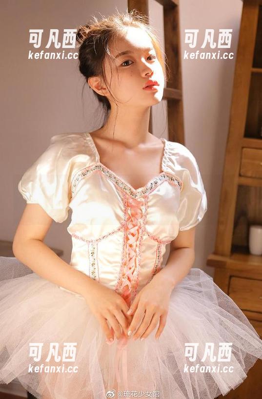 Xiuren秀人网 - 婚纱艺术之美，米妮大萌萌图包资源全线发售！.txt