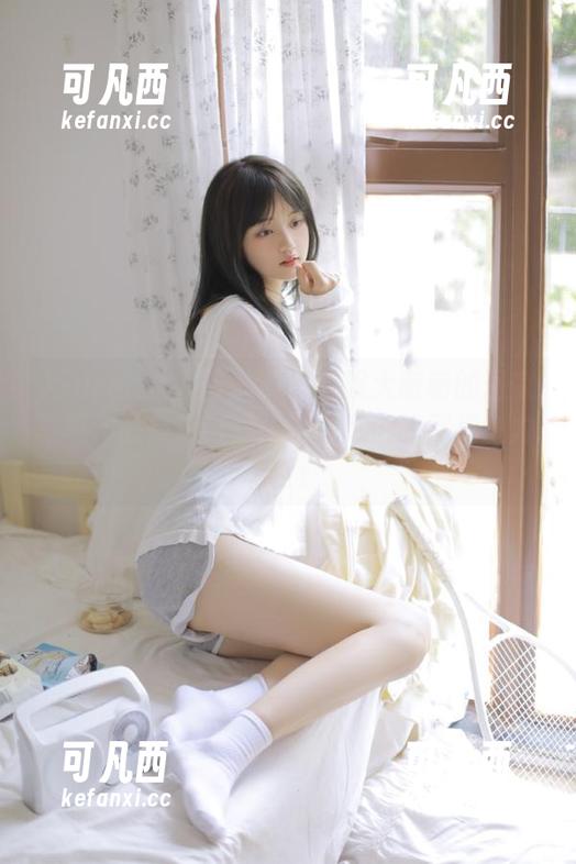 Xiuren秀人网 - 走进米妮大萌萌的居家写真作品集更新，发现生活中的别样魅力.txt