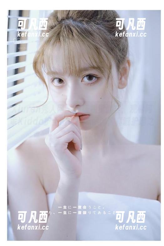 Xiuren秀人网 - 一场视觉盛宴：观看阿乖Kiddo护士图包，带你体验真诚护理之美！.txt