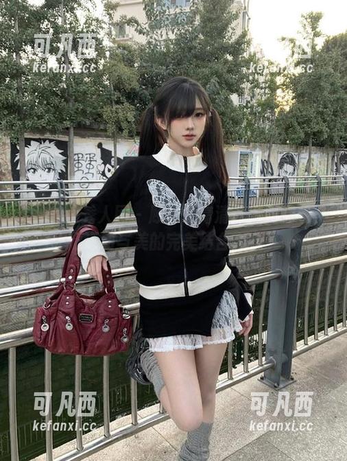 Xiuren秀人网 - 顾欣怡高清体操服图包：运动与美的完美结合.txt