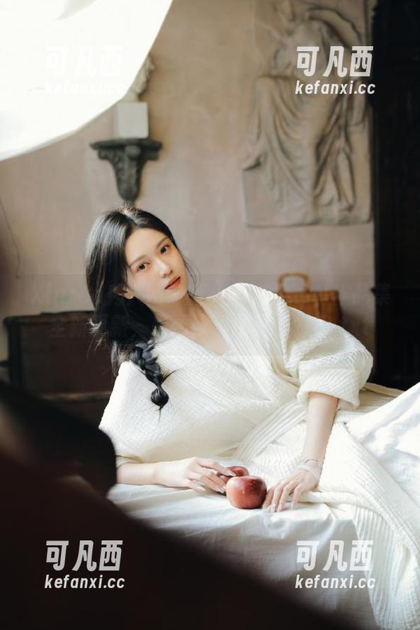 Xiuren秀人网 - 鹿小茜白裙写真作品集全新更新，轻盈飘逸的夏日气息.txt