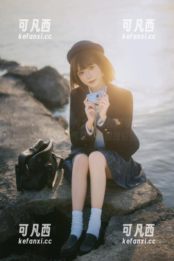 YouMi尤蜜荟 - 周大萌的校服写真作品：校园风情与青春气息交融的独特图片.txt