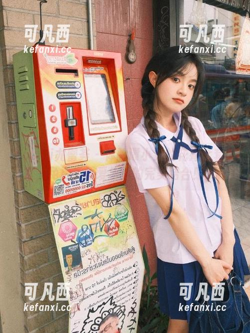 YouMi尤蜜荟 - 体验谭小灵的花嫁全套写真，免费下载爱与美的完美结合！.txt