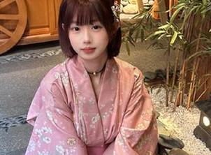 YouMi尤蜜荟 – 谭小灵学姐私拍写真激发创意，让我们一起领略她的风采.txt