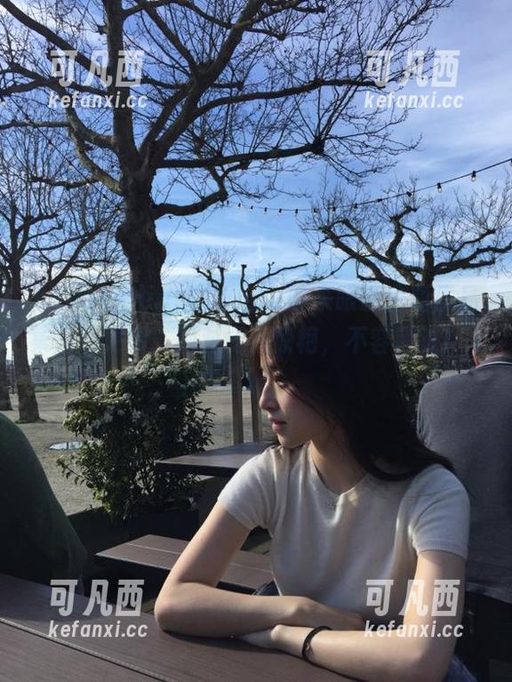 beautyleg - Sandy带来眼镜主题作品集重磅更新，绝对令人惊艳，不容错过！.txt