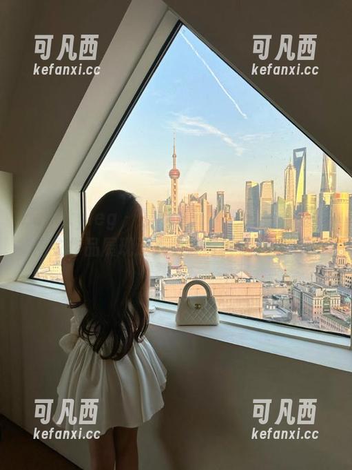 beautyleg - 漫步阳光下，Sunny最新内衣作品展现迷人曲线与自信风采.txt